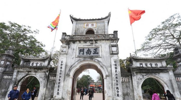 Dừng tổ chức lễ hội khai ấn đền Trần và hội chợ Viềng