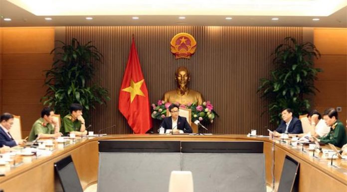 Thực hiện ‘visa vaccine’, mở lại đường bay quốc tế